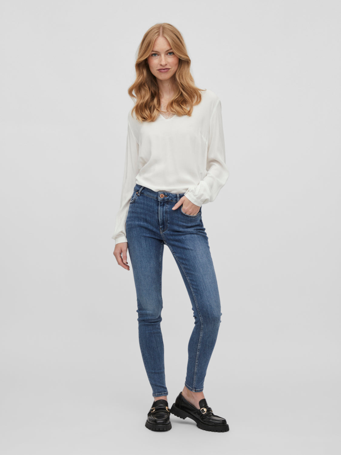 VISARAH Jeans - Medium Blue Denim