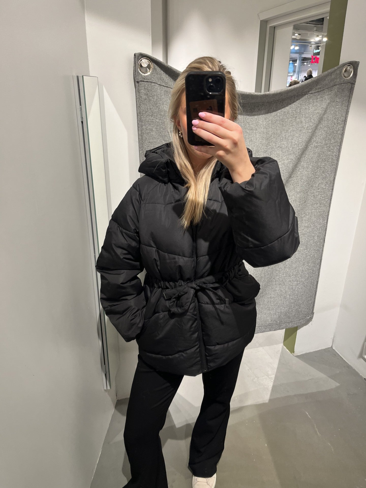 VIBUMBLE Jacket - Black Beauty